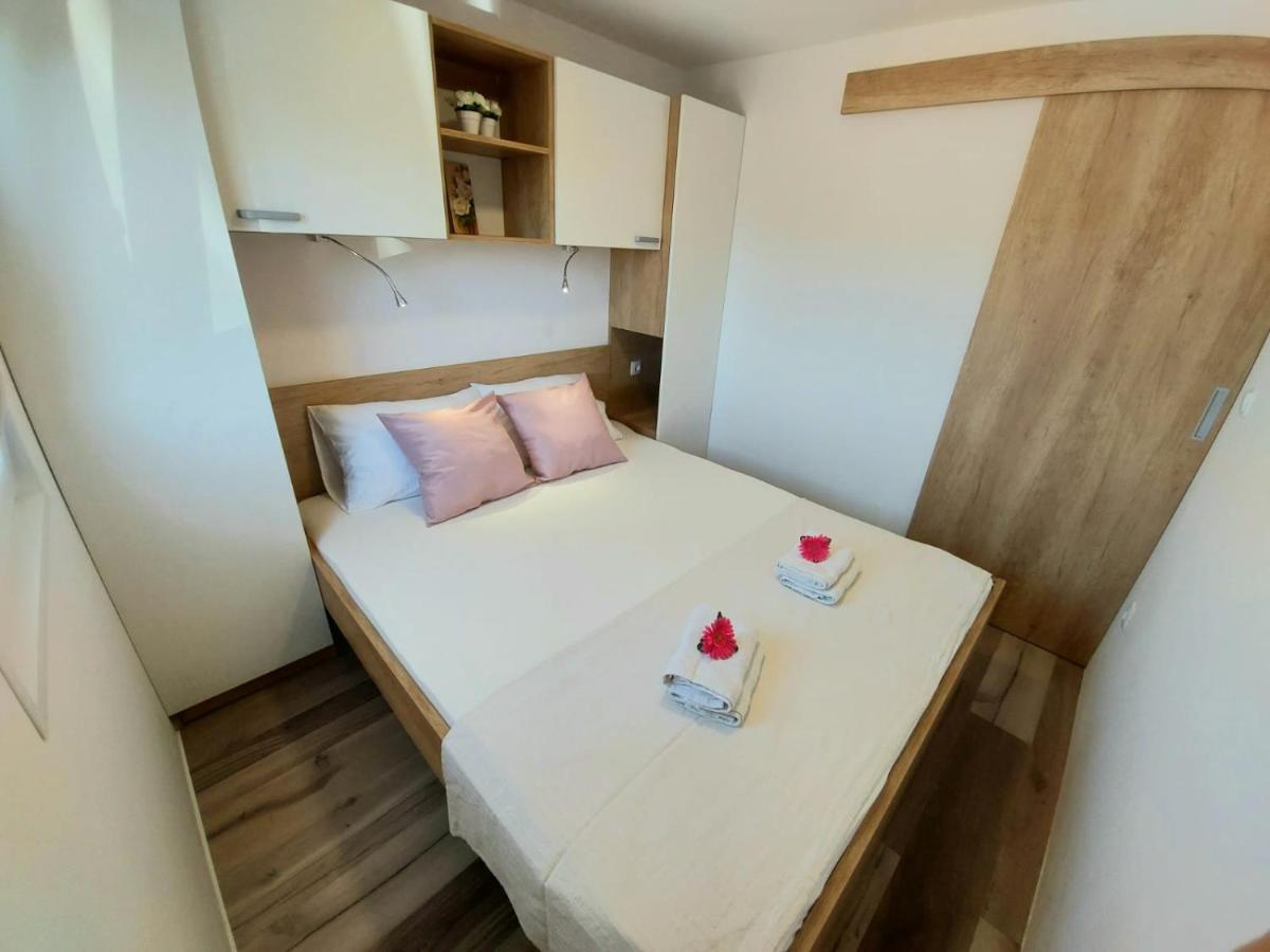 Mobile Homes Charly Tisno Extérieur photo