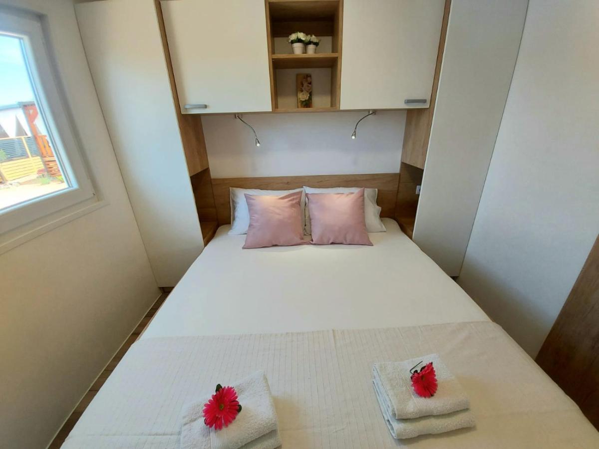 Mobile Homes Charly Tisno Extérieur photo